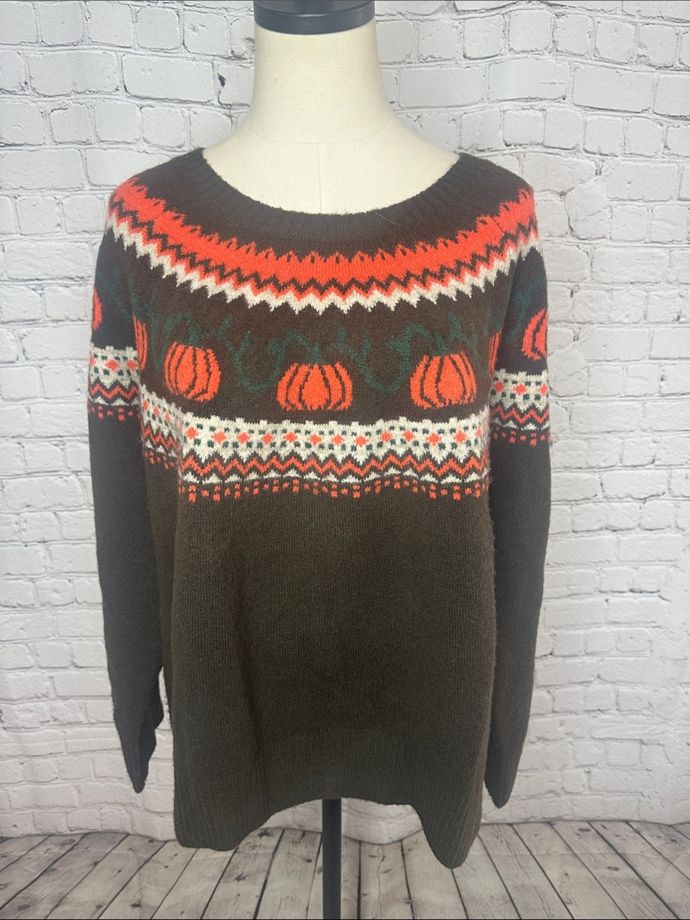 Vince Camuto Brown Crewneck Sweater with Orange Pumpkin Fair Isle Size XXL